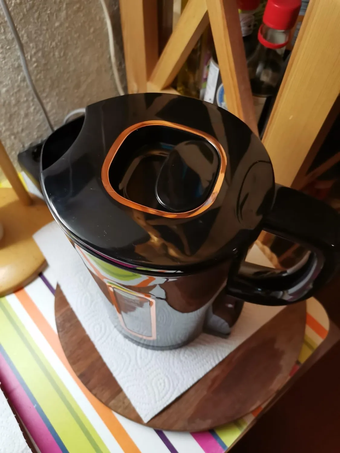 Emerio WK-125130 Wasserkocher 1,7L Schwarz-Gold