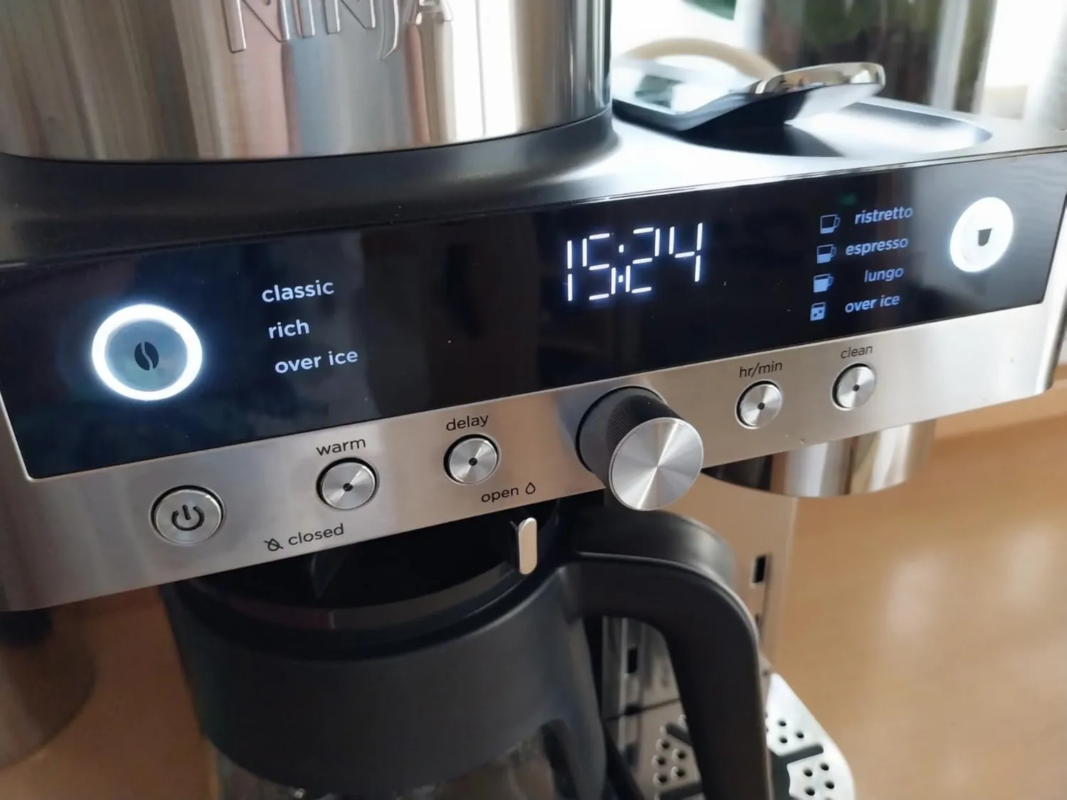 Ninja Prestige 2-in-1 Kaffeemaschine Grau-Metall 1,8 l Milchaufschäumer