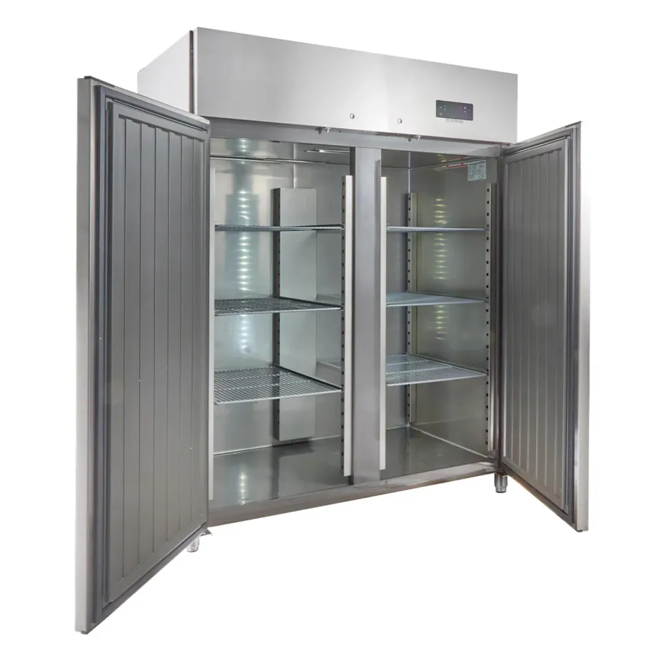 GastroHero ECO 1300 GN 2/1 Gewerbekühlschrank 1350L