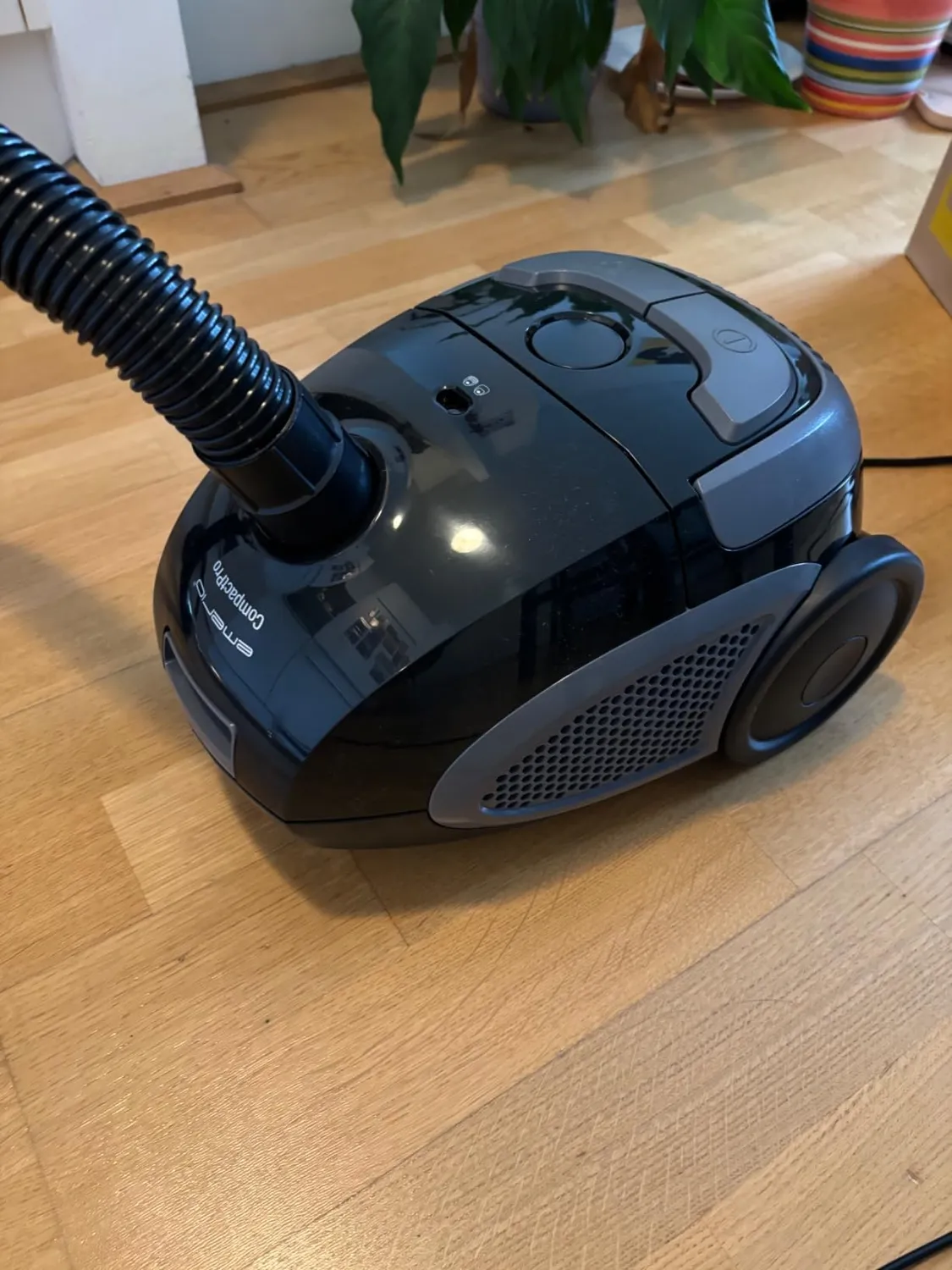 Emerio VE-109959.14 Staubsauger mit Beutel 2,0L 800W