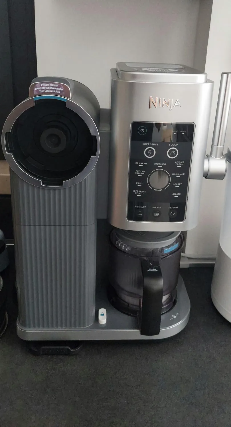 Ninja CREAMi Scoop & Swirl Eismaschine platinsilber
