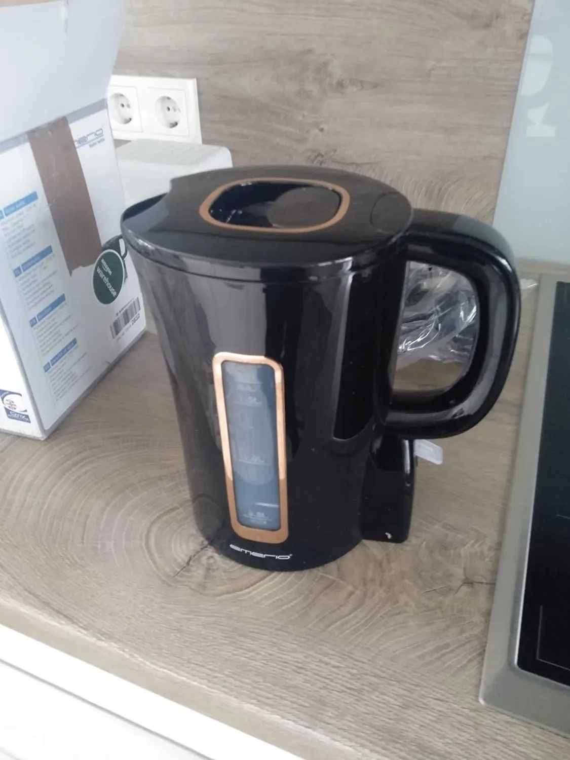 Emerio WK-125130 Wasserkocher 1,7L Schwarz-Gold