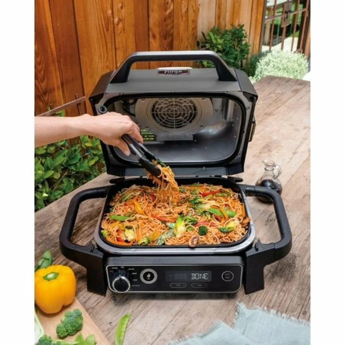 Ninja Woodfire OG701EU Elektrogrill 7-in-1 grau Outdoor