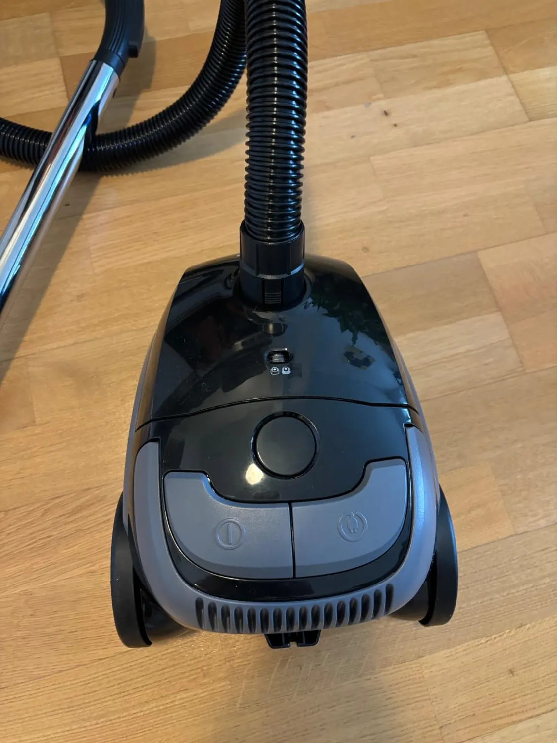 Emerio VE-109959.14 Staubsauger mit Beutel 2,0L 800W