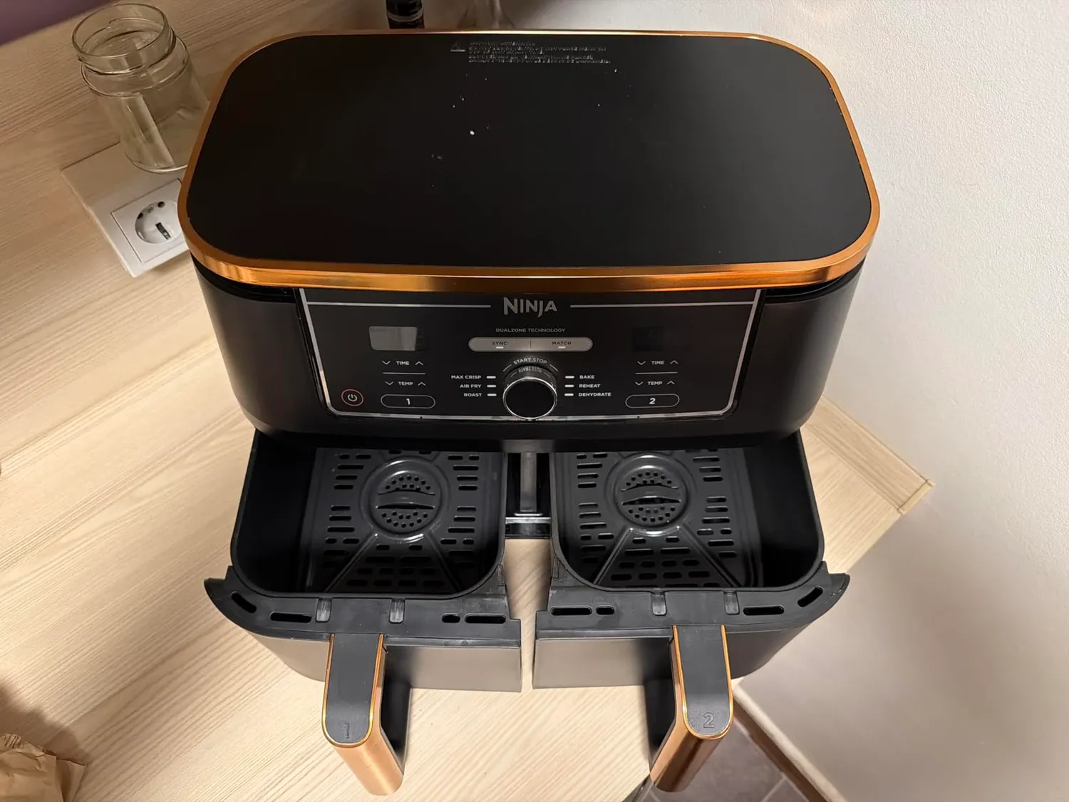 Ninja Foodi MAX AF400EUCP Heißluftfritteuse 9,5L Kupfer