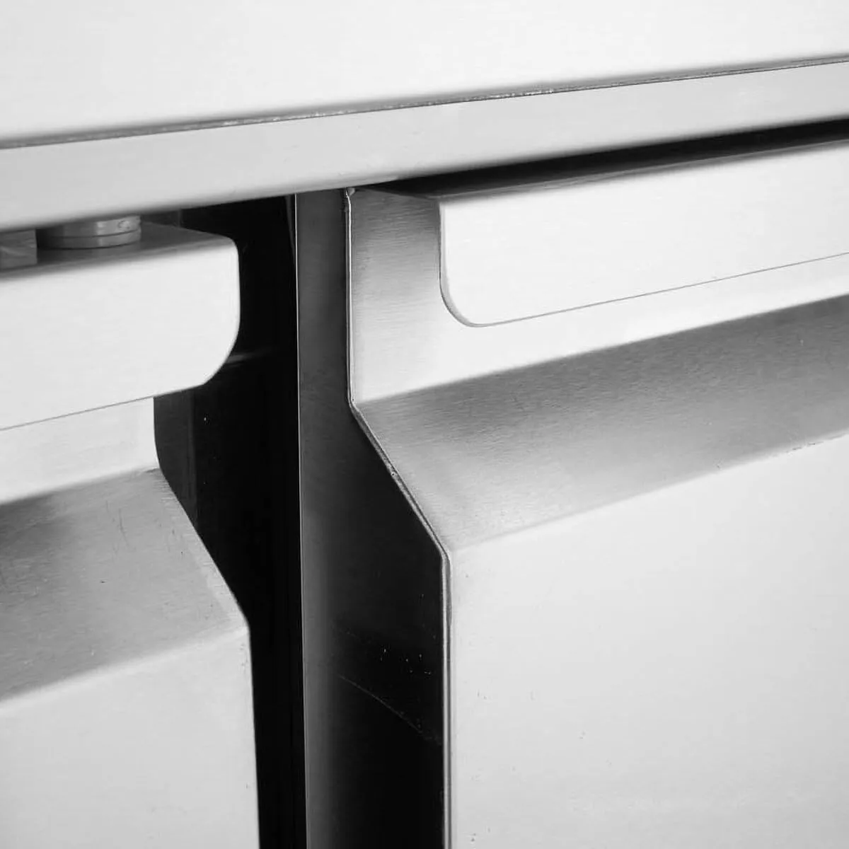 GastroHero SH901-4D Kühltisch 220 L 4 Schubladen GN 1/1