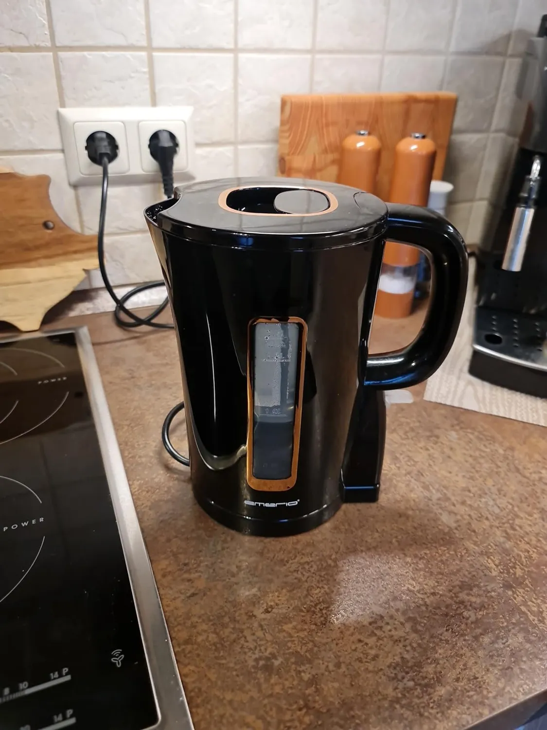 Emerio WK-125130 Wasserkocher 1,7L Schwarz-Gold