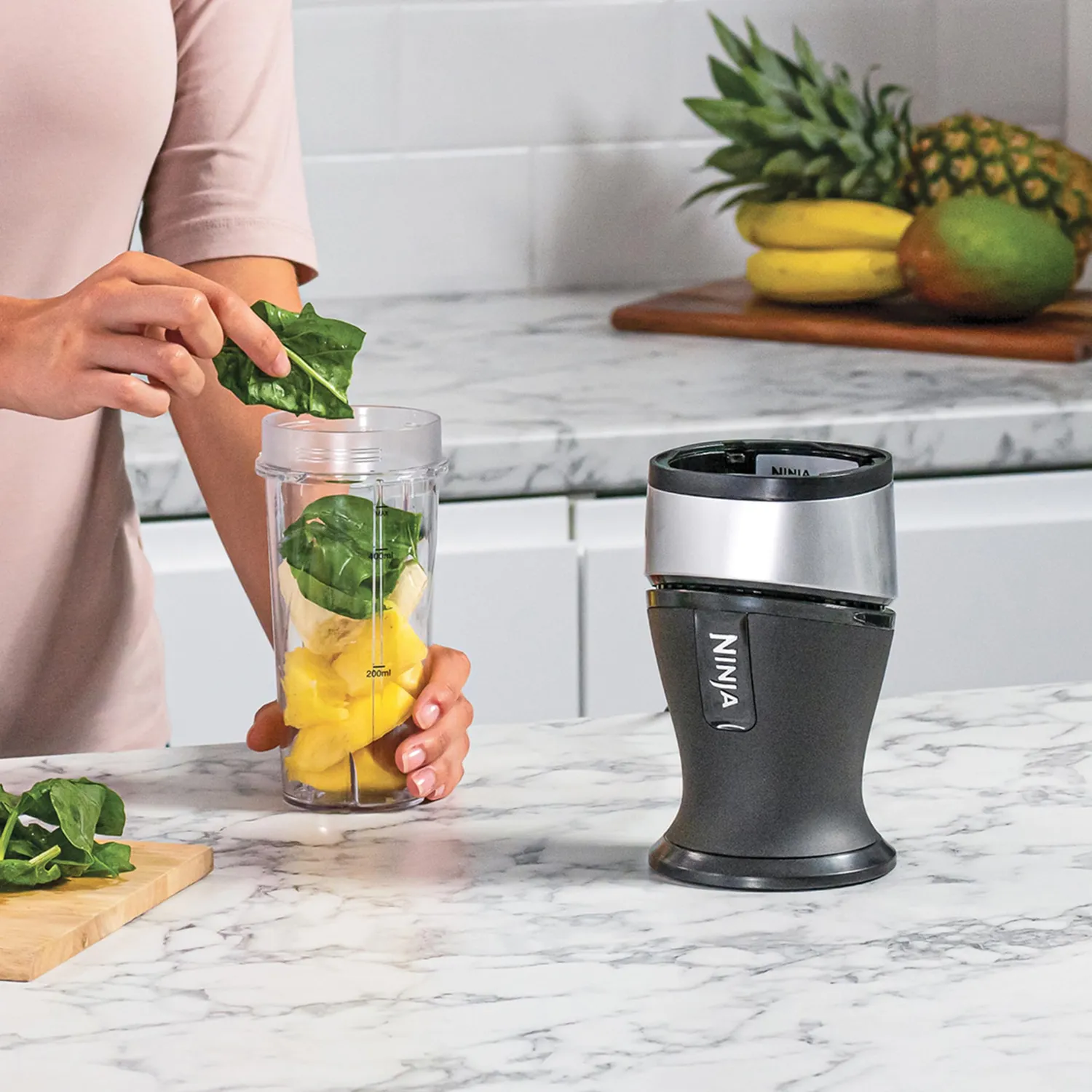 Ninja Slim Mixer Smoothie-Maker 2x470ml 700W mit Becher