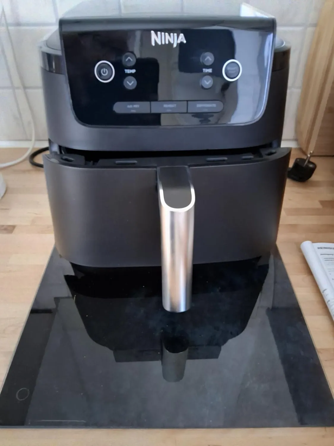 Ninja 3-in-1 Heißluftfritteuse Schwarz 4,7 l AirCrisp
