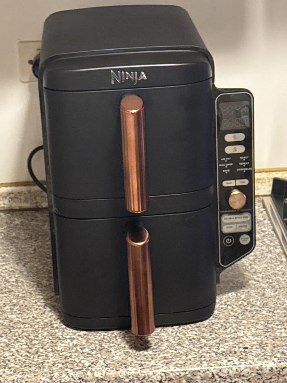 Ninja Double Stack XL Heißluftfritteuse 9,5L Schwarz-Kupfer