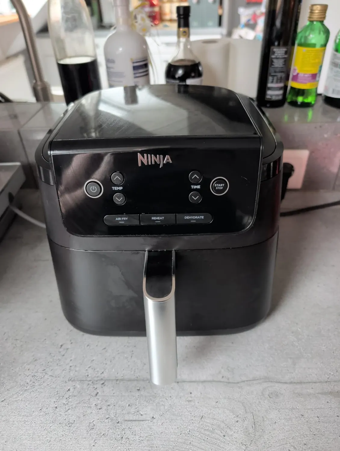 Ninja 3-in-1 Heißluftfritteuse Schwarz 4,7 l AirCrisp