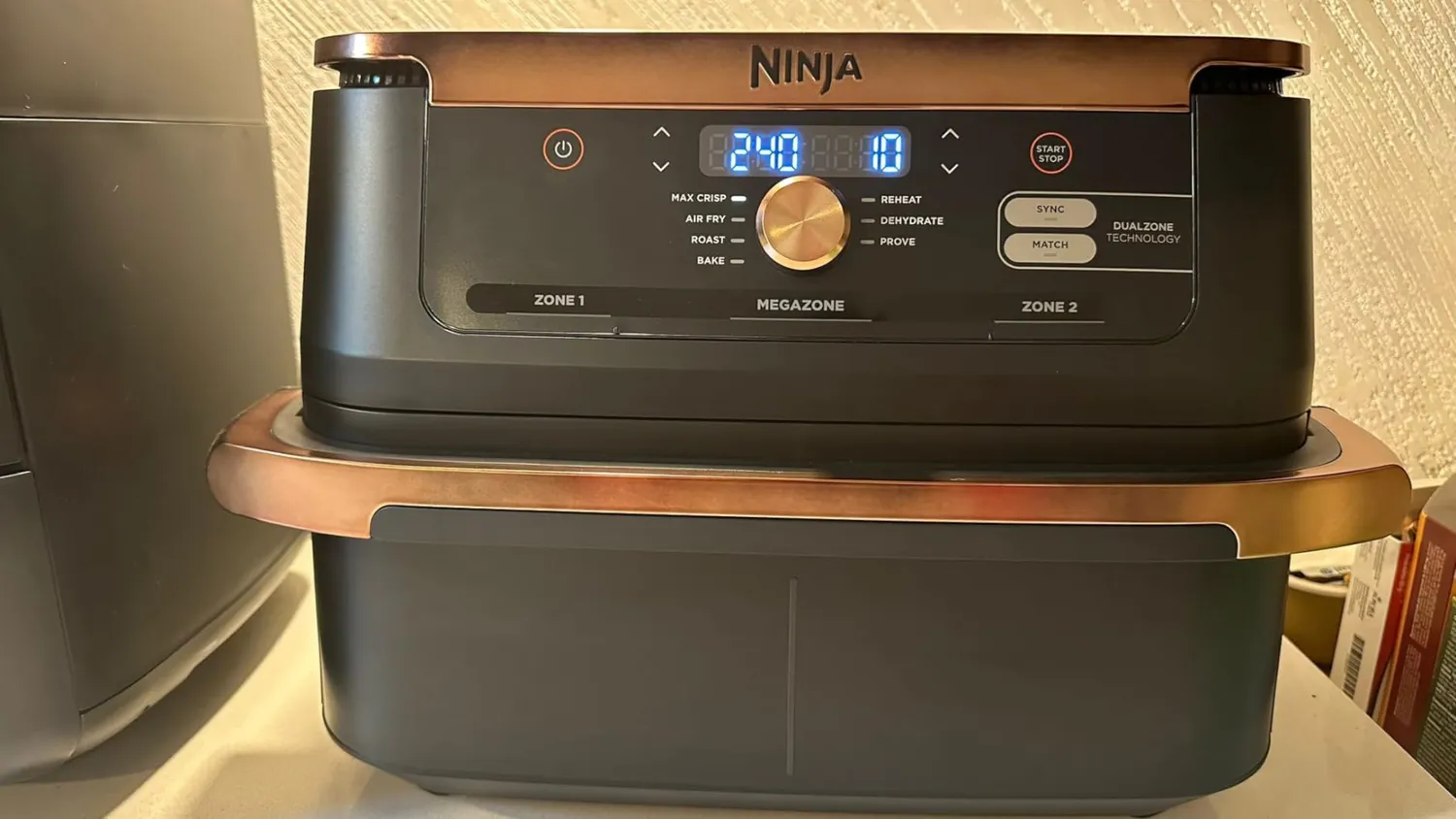 Ninja Foodi FlexDrawer Heißluftfritteuse 10,4 L Schwarz
