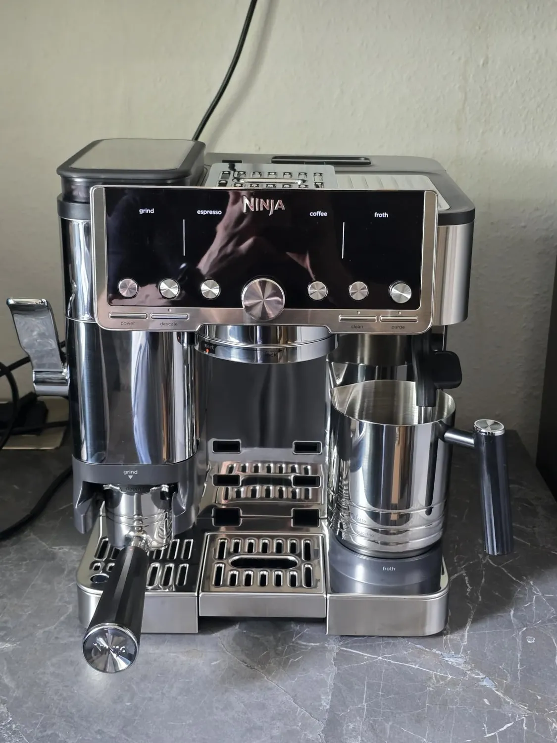 Ninja Luxe Pro ES701EUBR Kaffeemaschine mit Mahlwerk