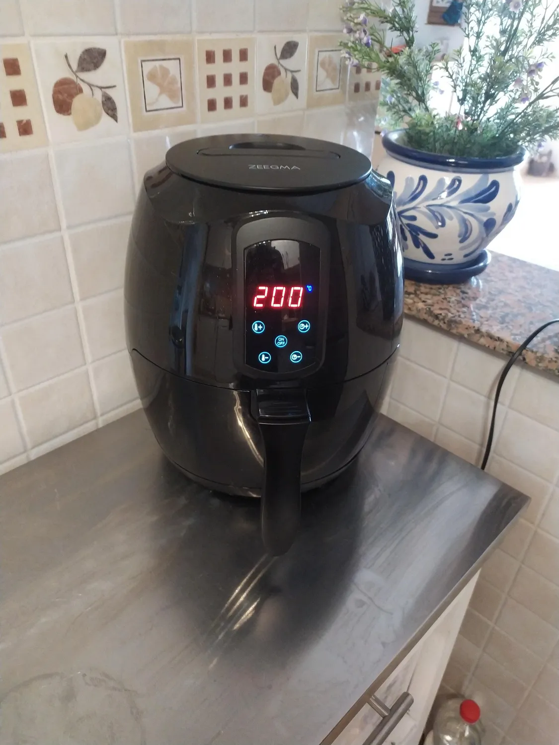 Zeegma Knapper Heißluftfritteuse 3,2 L Schwarz 1400 W