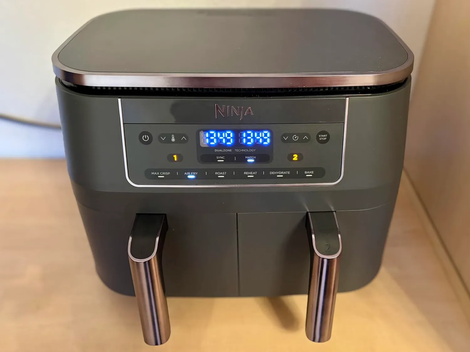 Ninja Dual Zone Heißluftfritteuse 7,6 L Metallic Grau