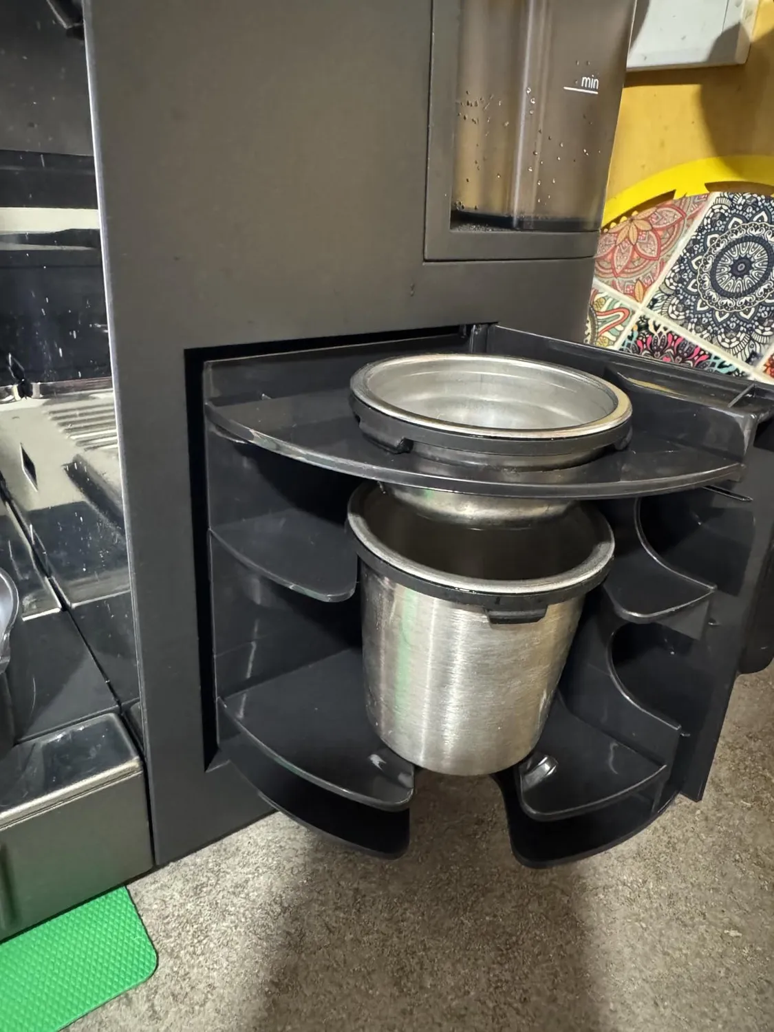 Ninja Luxe Premier 3-in-1 Espressomaschine Grau-Metall Mahlwerk