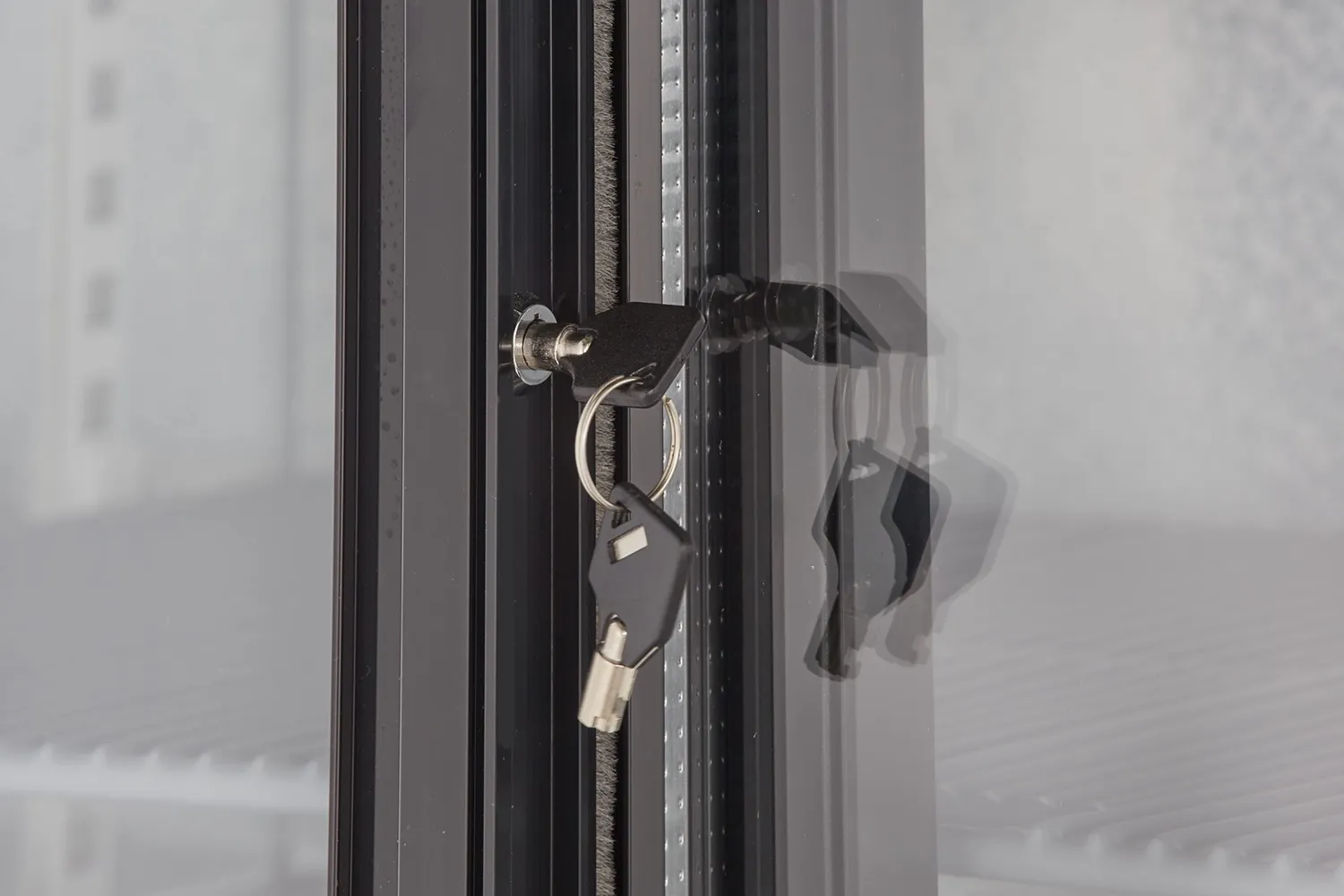 GastroHero ECO 208 Barkühlschrank 218 L schwarz