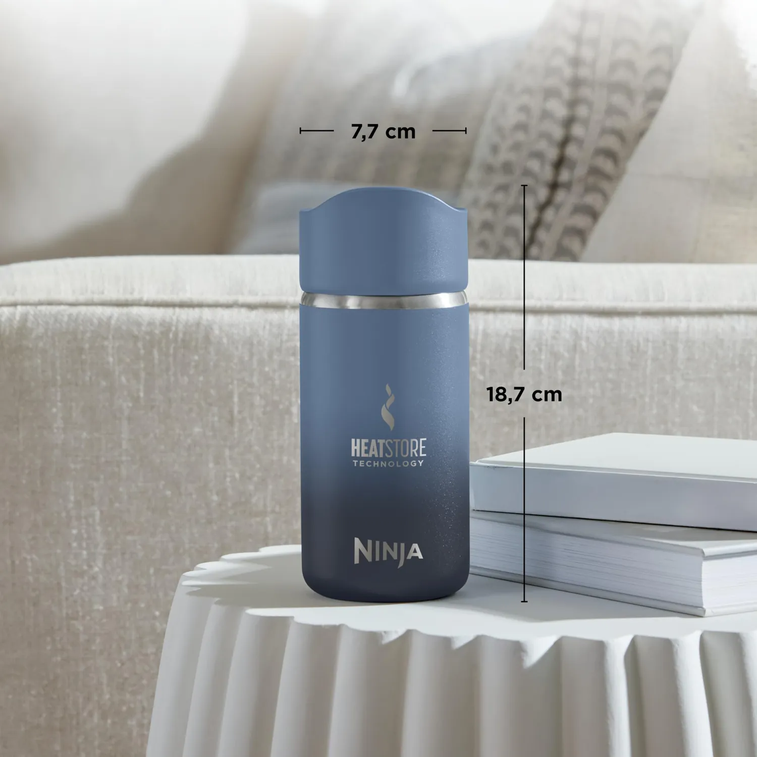 Ninja Sip Perfect DW1203 Trinkflasche 300 ml isoliert