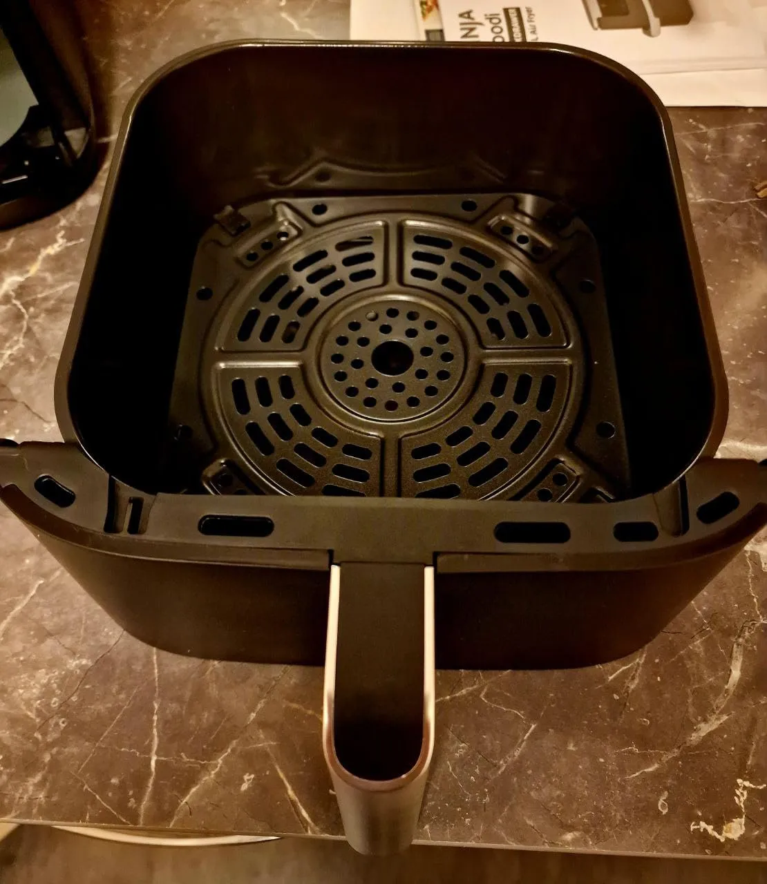 Ninja 3-in-1 Heißluftfritteuse Schwarz 4,7 l AirCrisp