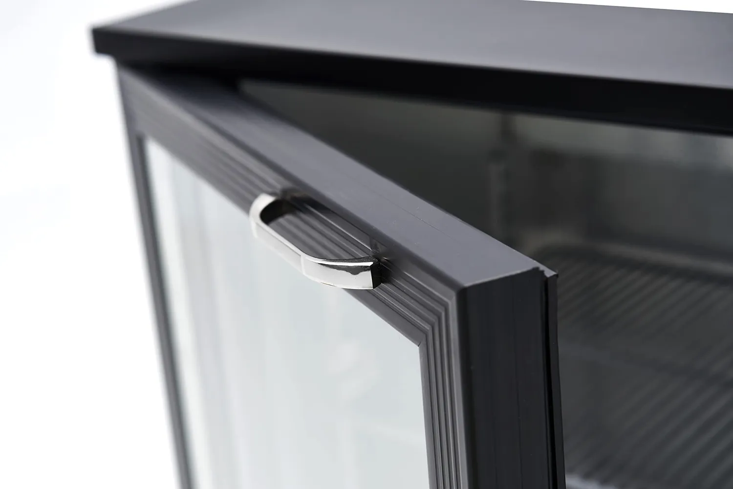 GastroHero ECO 208 Barkühlschrank 218 L schwarz Klapptür